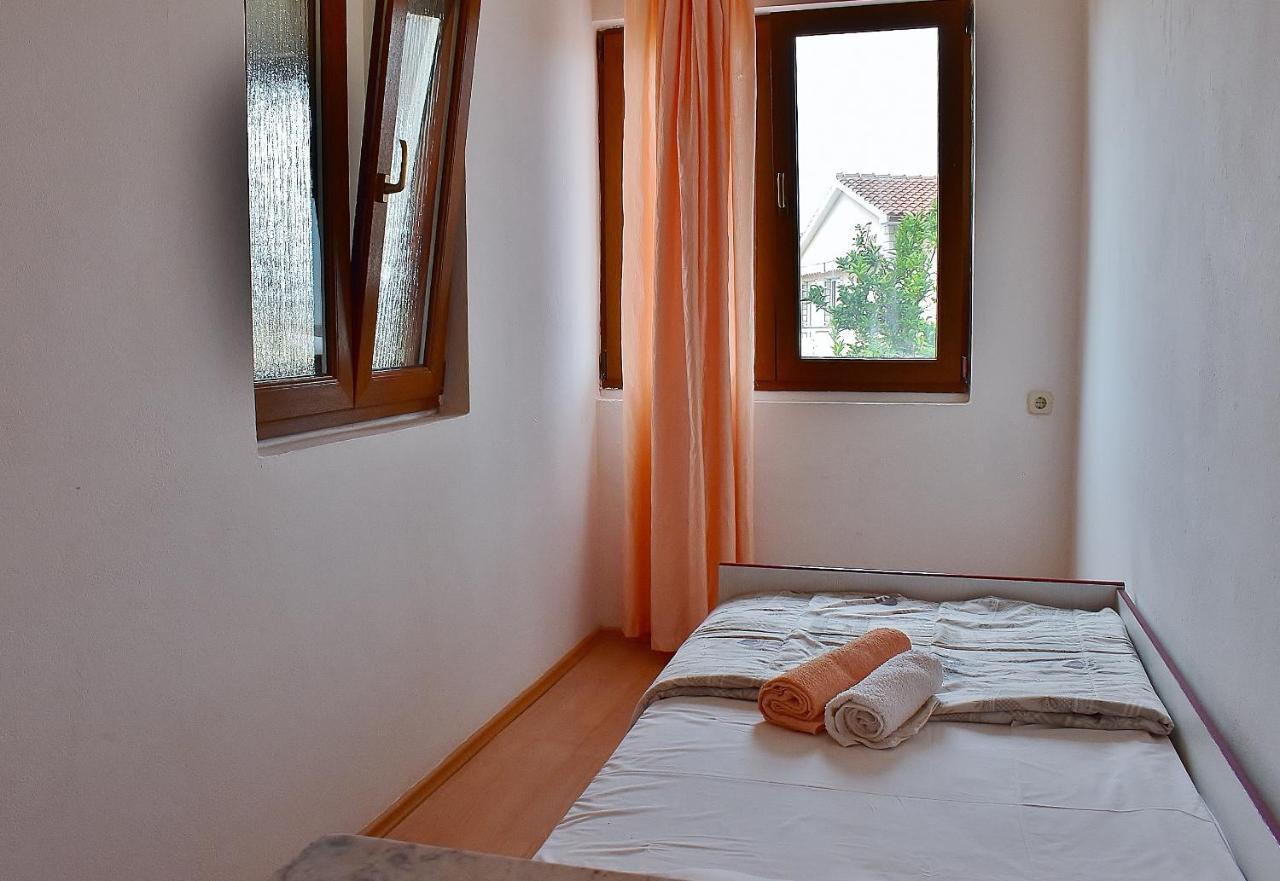 Apartament Banjol エクステリア 写真