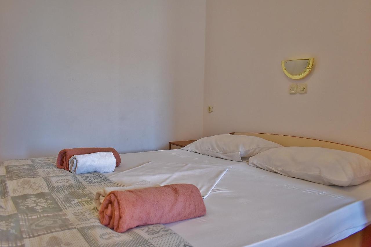Apartament Banjol エクステリア 写真