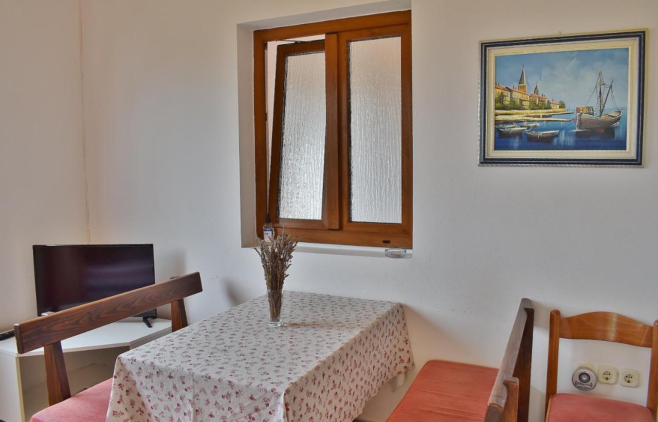 Apartament Banjol エクステリア 写真