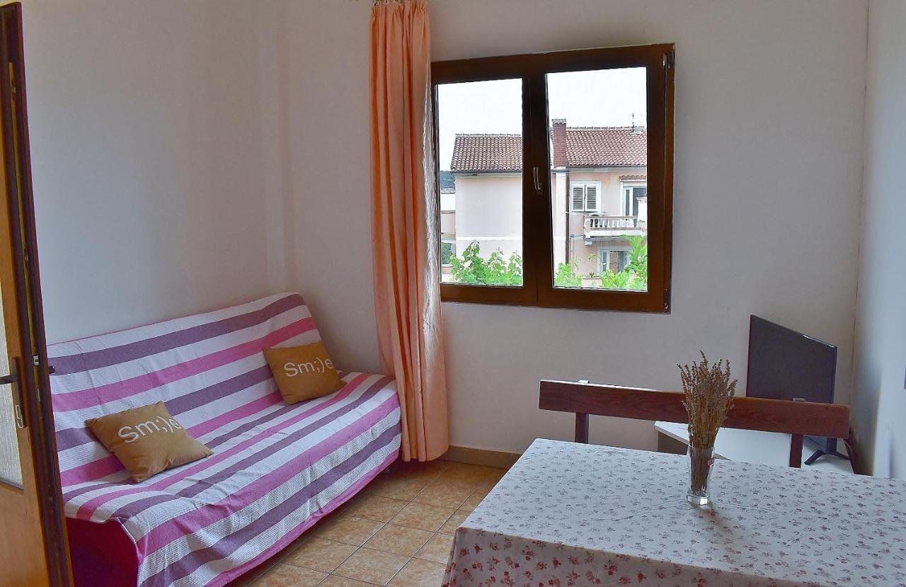 Apartament Banjol エクステリア 写真