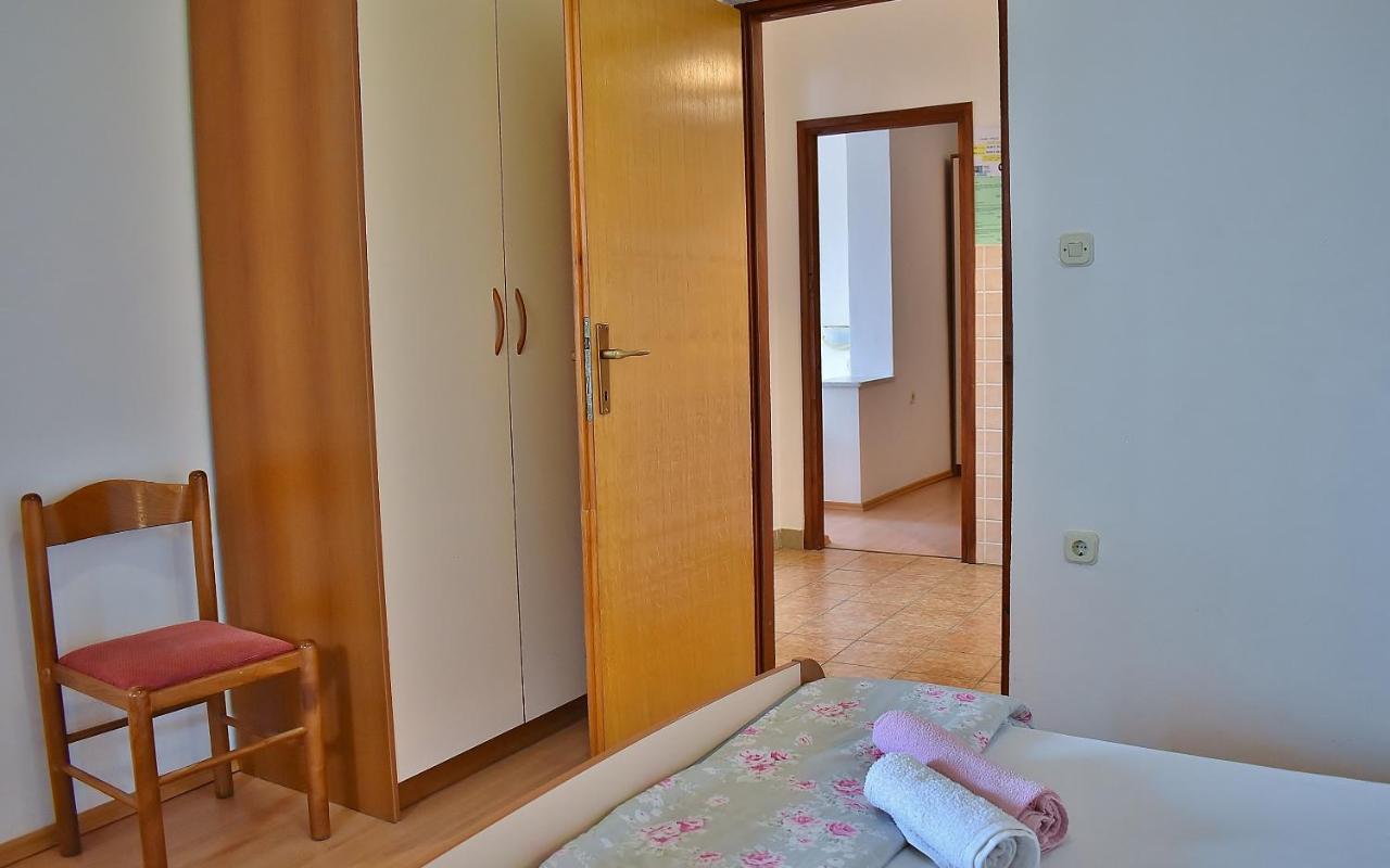 Apartament Banjol エクステリア 写真