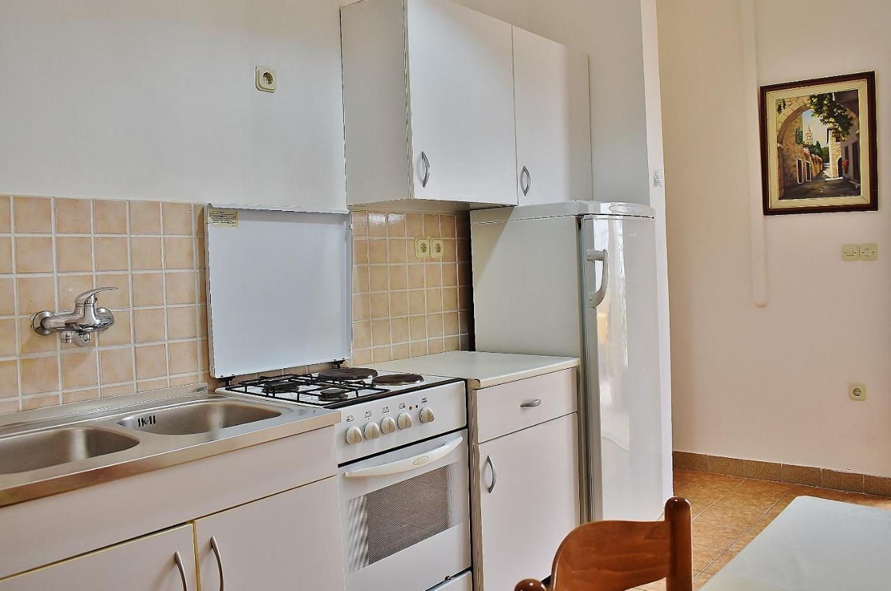 Apartament Banjol エクステリア 写真