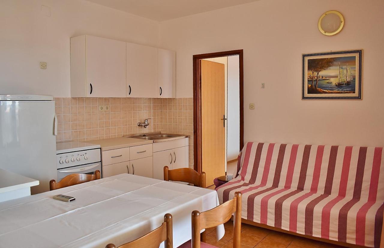 Apartament Banjol エクステリア 写真