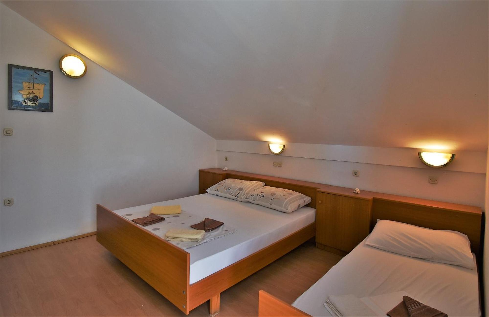 Apartament Banjol エクステリア 写真